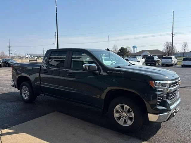 2025 Chevrolet Silverado 1500 LT - Photo 6