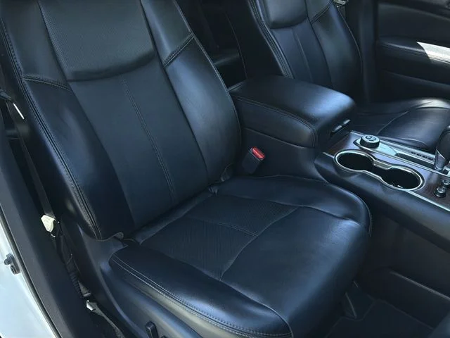 Used 2018 Silver Nissan Platinum image 38
