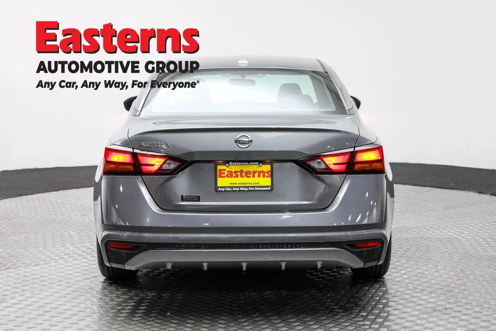 Used 2020 Gray Nissan 2.5 S image 6