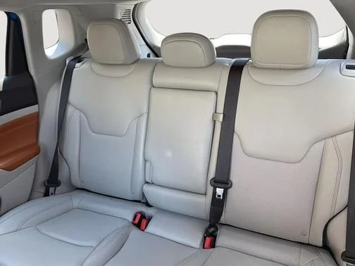 Used 2022 Blue Jeep Limited image 13
