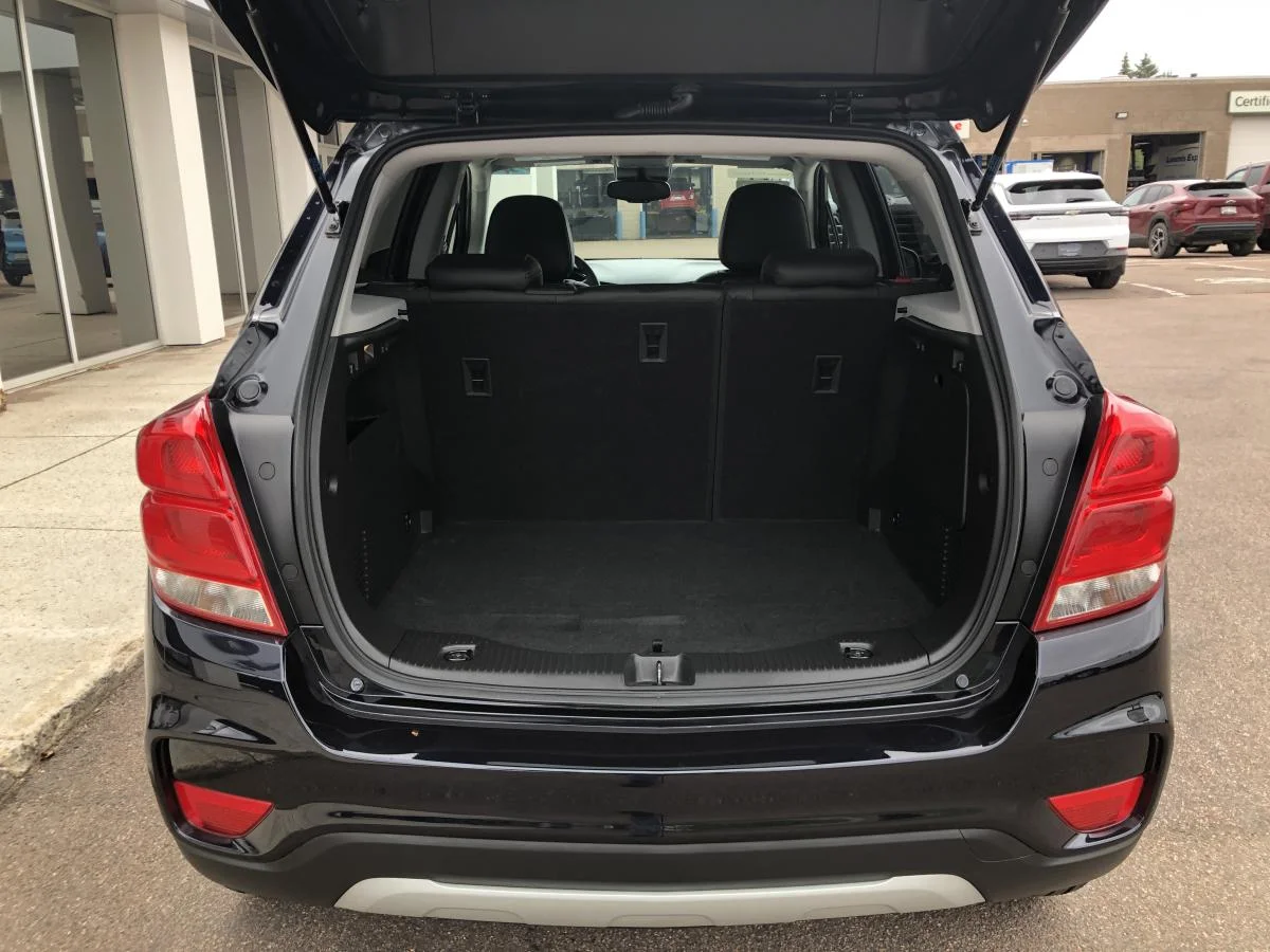 Used 2022 Blue Chevrolet Awd 4dr Lt image 8