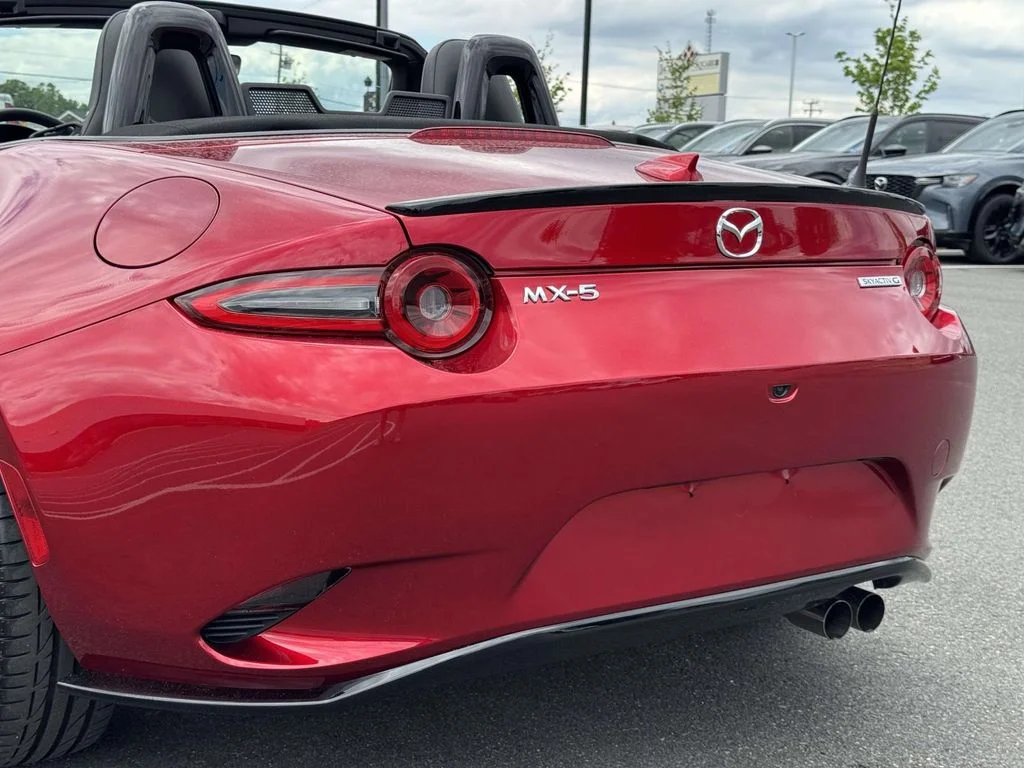 2025 Mazda MX-5 Miata Club - Photo 11