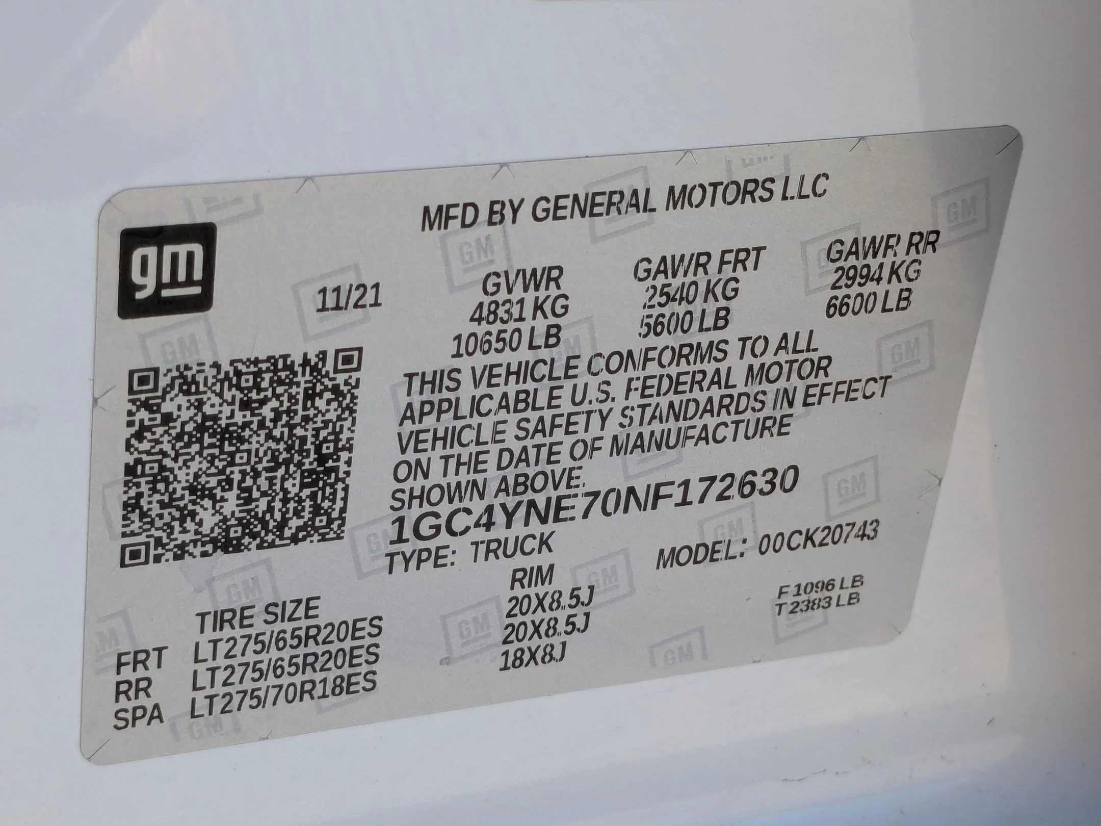 Used 2022 Summit White Chevrolet LT image 34