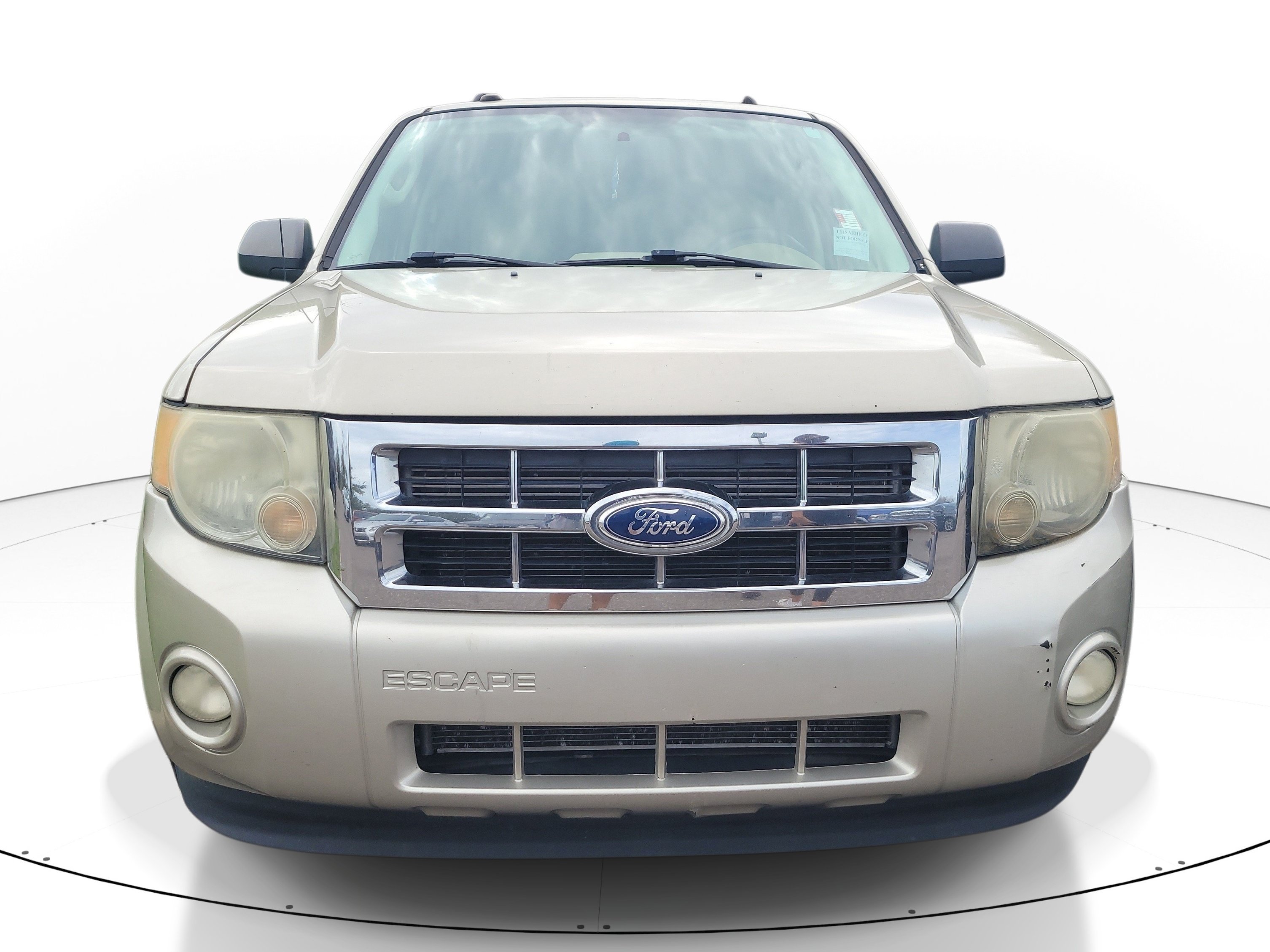 Used 2011 Gold Leaf Metallic Ford XLT image 2