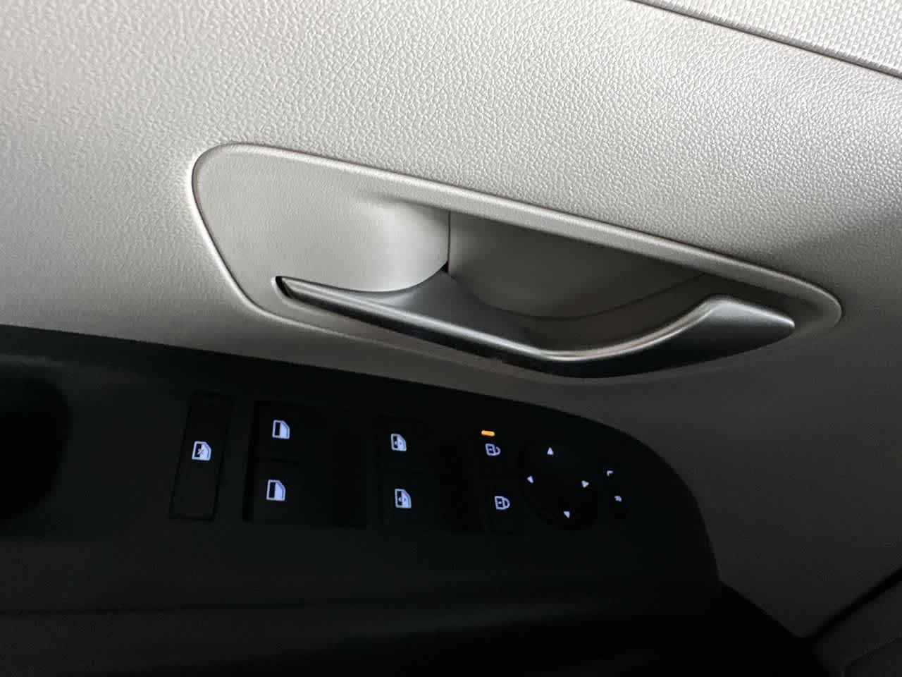 Used 2026 Atlantis Blue Hyundai SEL image 17
