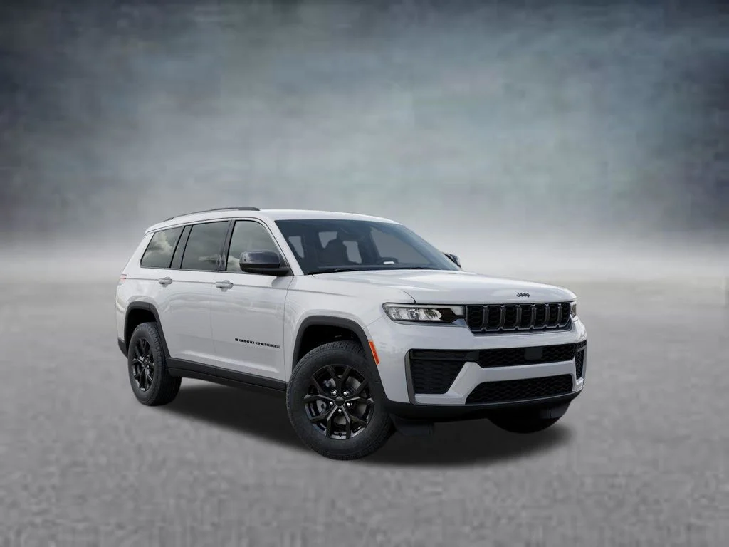 New 2026 Bright White Clear-Coat Exterior Paint Jeep Laredo Altitude image 5