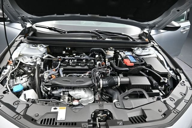 New 2026 Solar Silver Metallic Honda SE image 22