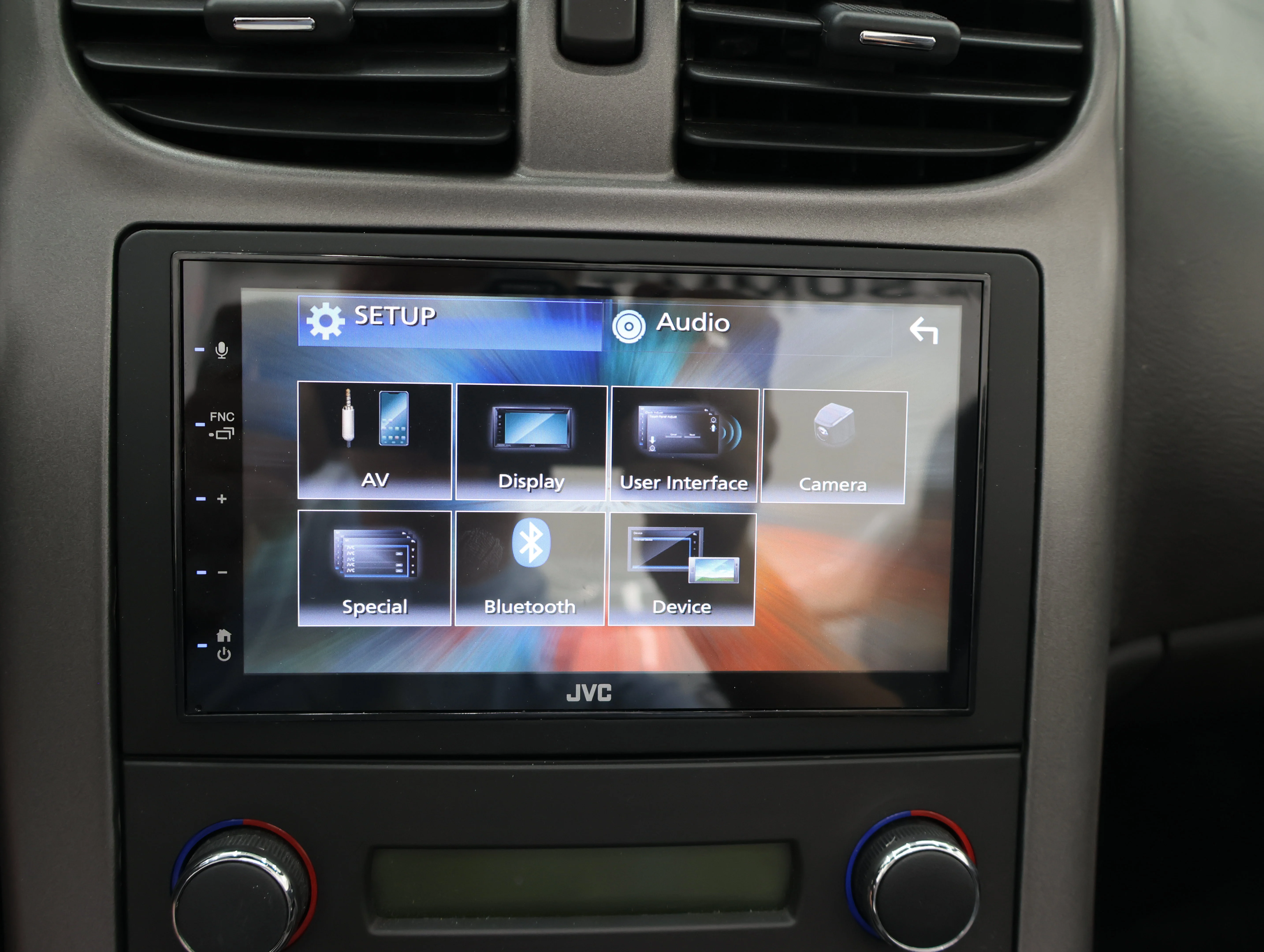 Used 2007 Arctic White Chevrolet Base image 39