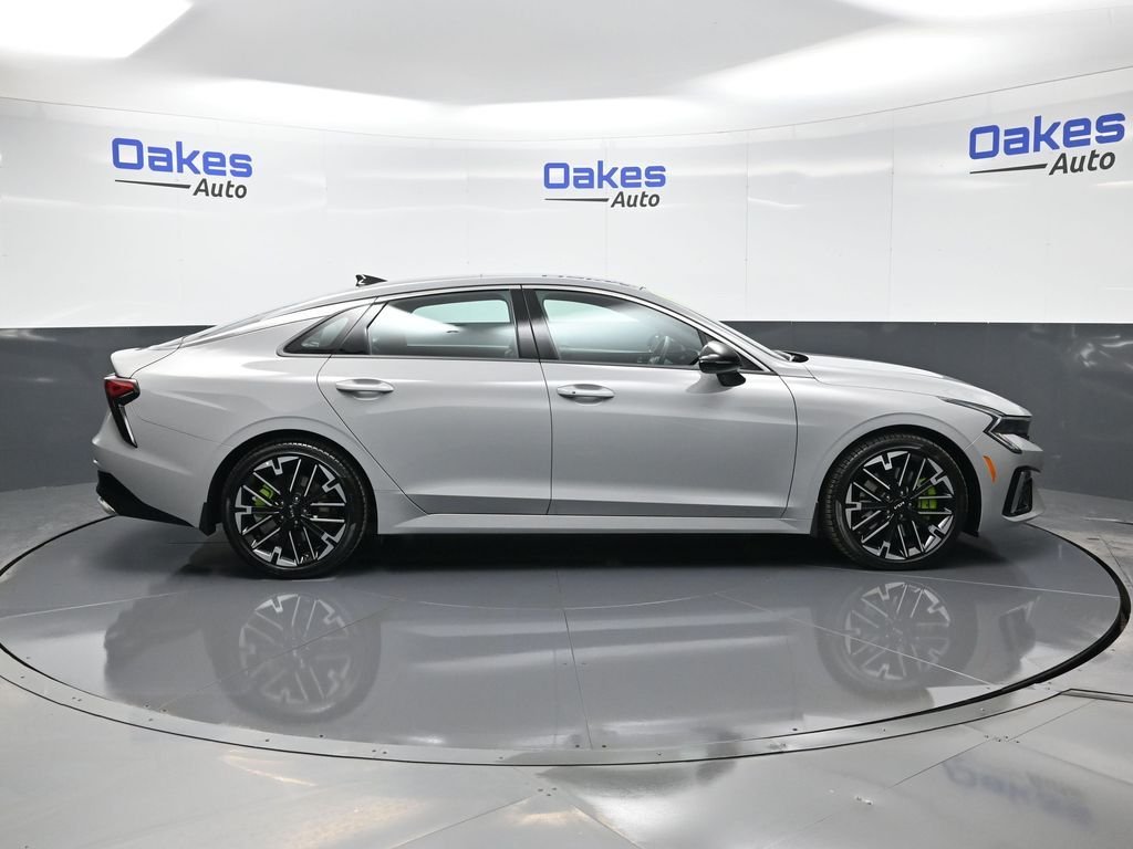 2026 Kia K5 GT - Photo 9