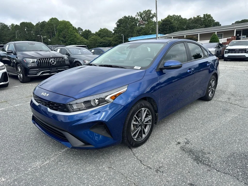 Used 2024 Blue Kia LXS image 1