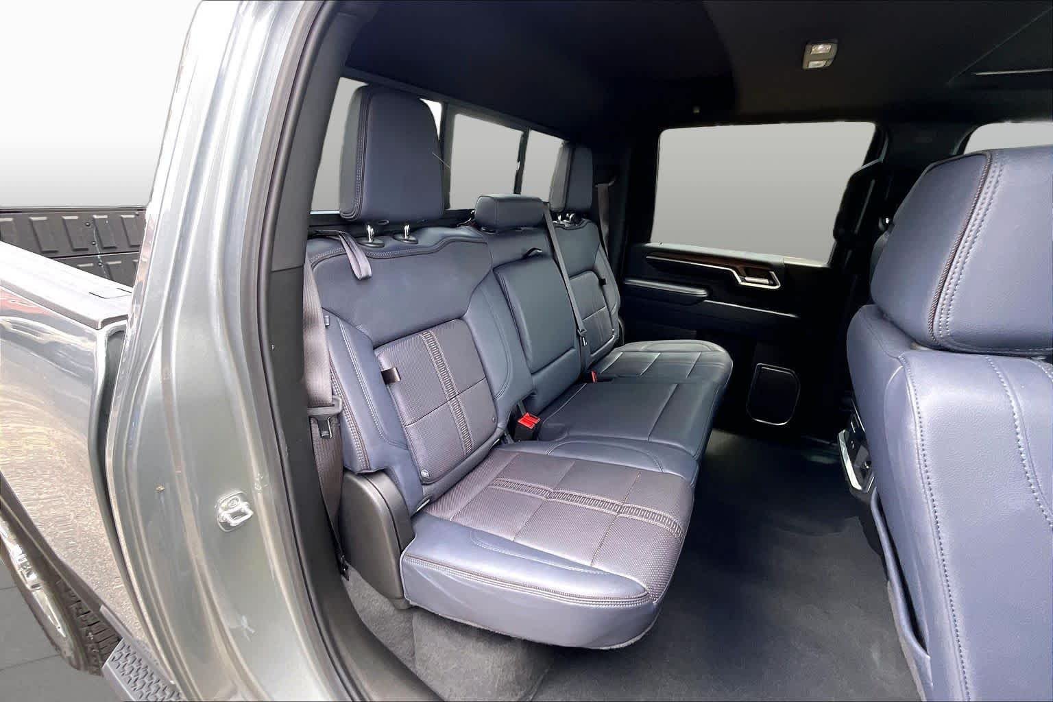 Used 2025 Sterling Gray Metallic Chevrolet High Country image 19