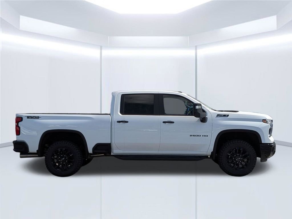New 2026 Summit White Chevrolet LT image 7