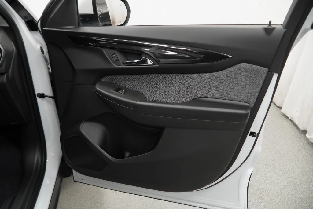 New 2026 Summit White Chevrolet LT image 35