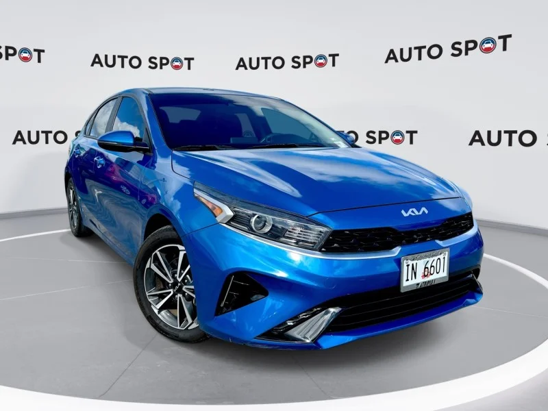 Used 2022 BLUE Kia FE image 1