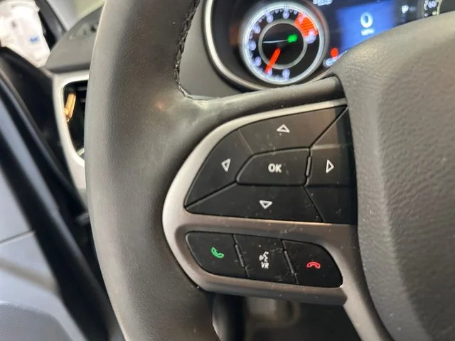 Used 2022 Gray Jeep Limited image 26