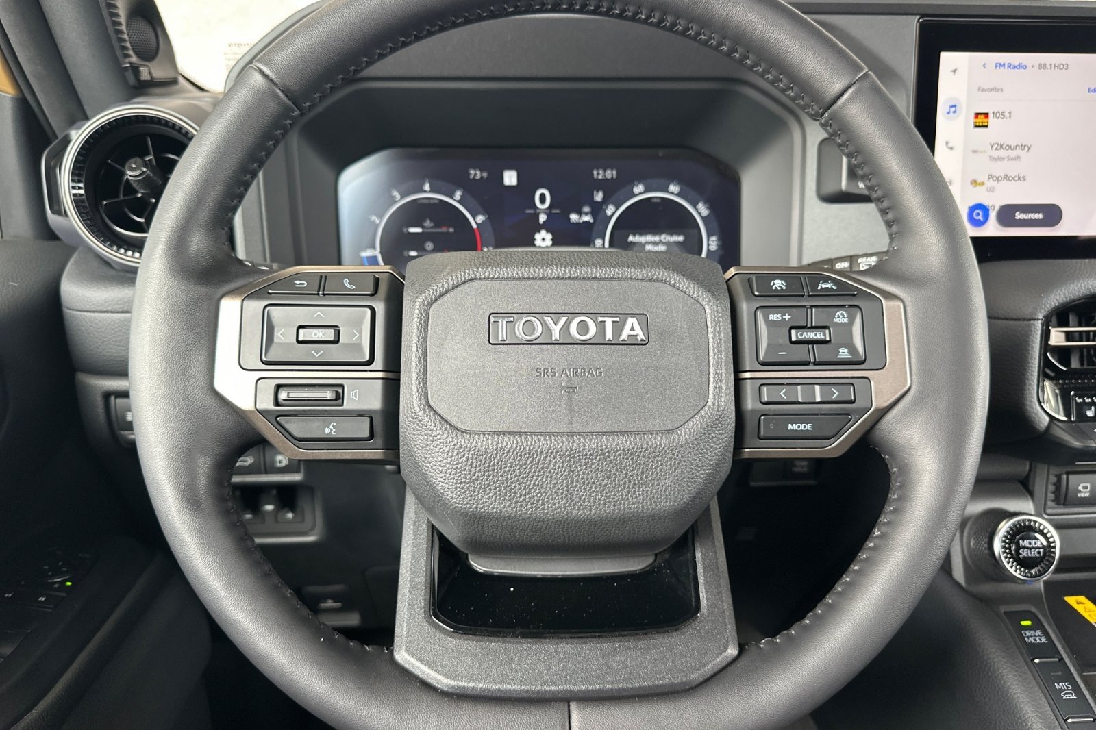 Used 2025 TRAIL DUST Toyota  image 22