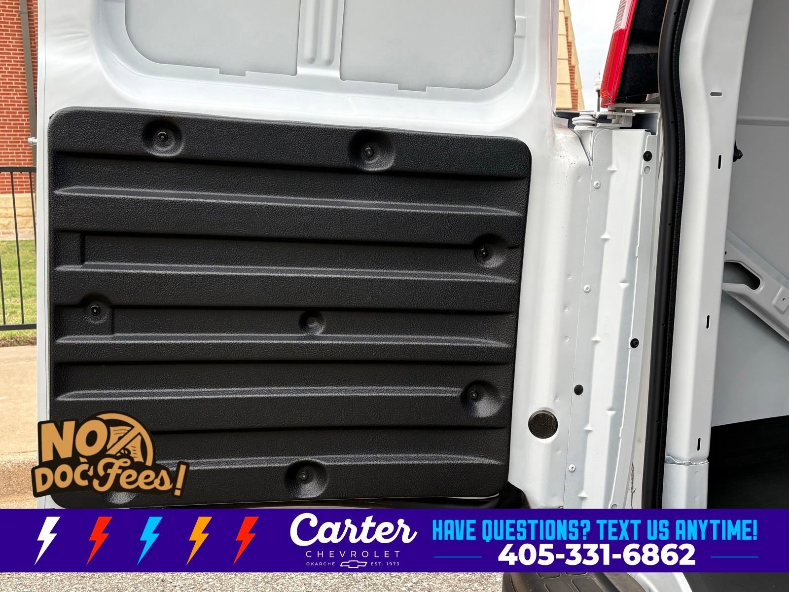 2025 Chevrolet Express Cargo Work Van - Photo 18