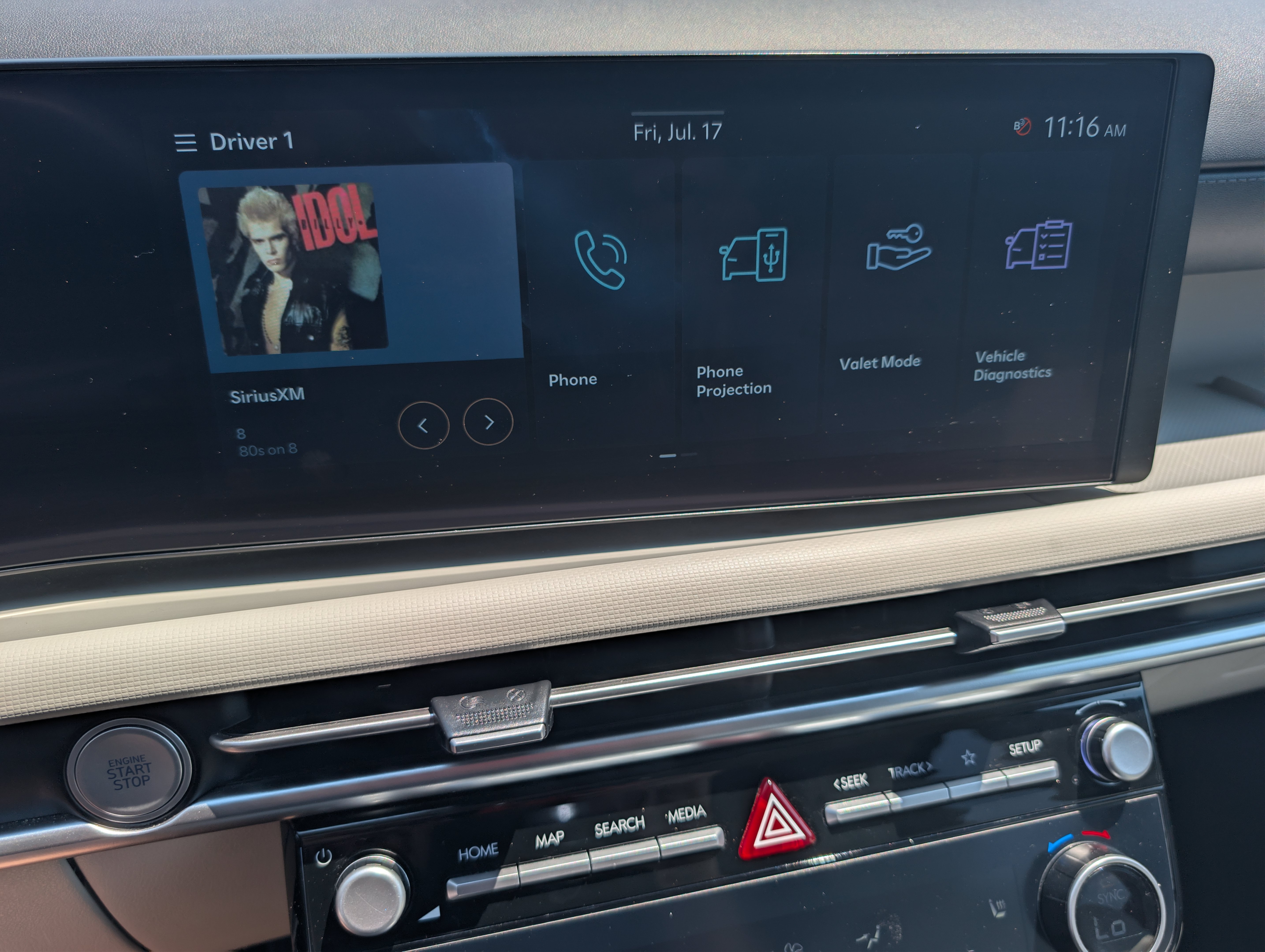Used 2025 Phantom Black Hyundai SEL image 20