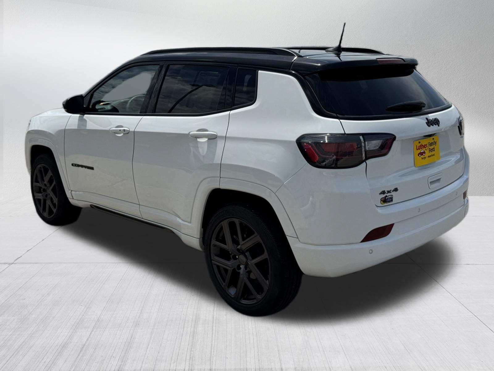 Used 2024 Bright White Clearcoat Jeep Limited image 5