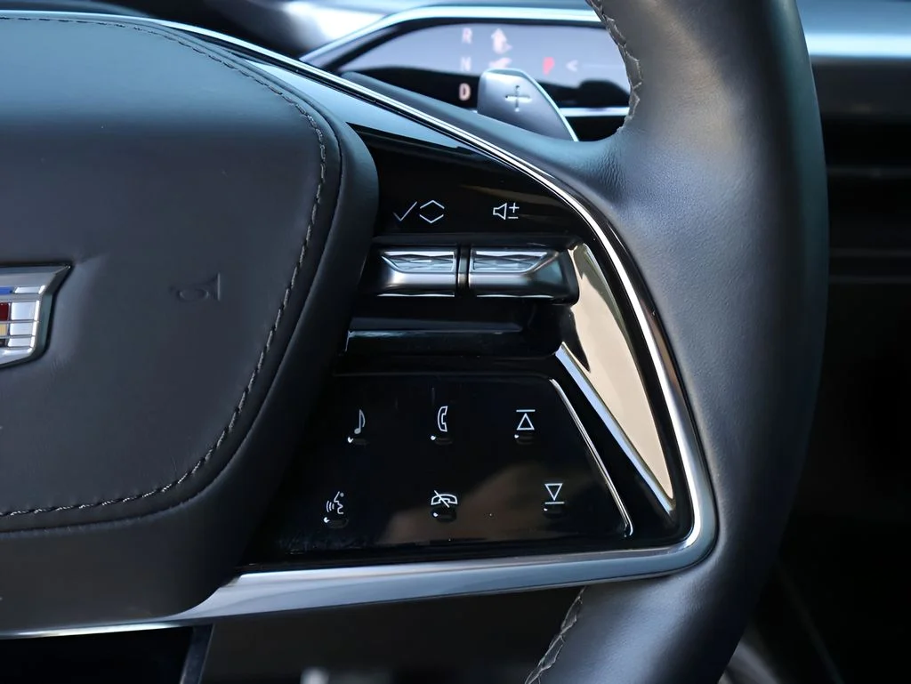 Used 2025 Black Raven Cadillac V-Series image 37