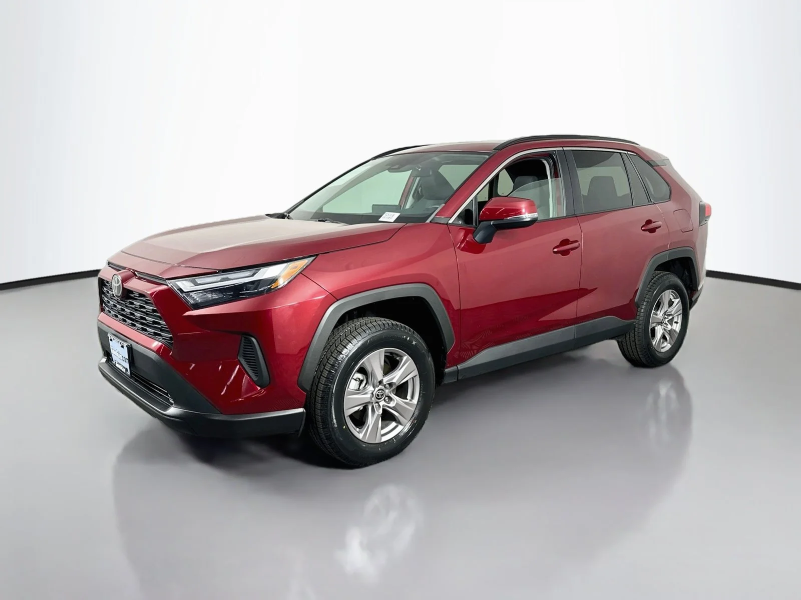 Used 2022 Red Toyota XLE image 3