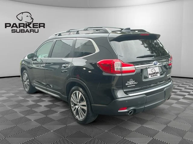 Used 2019 Crystal Black Silica Subaru Touring image 3