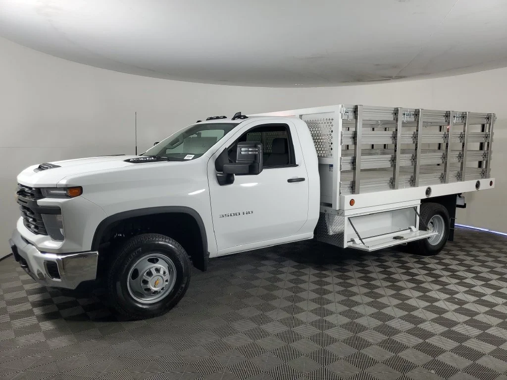 New 2026 Summit White Chevrolet Work Truck image 8