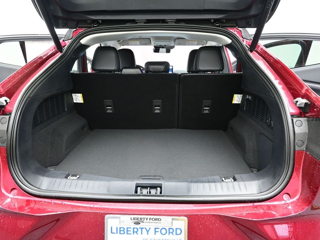 2025 Ford Mustang Mach-E Premium - Photo 11