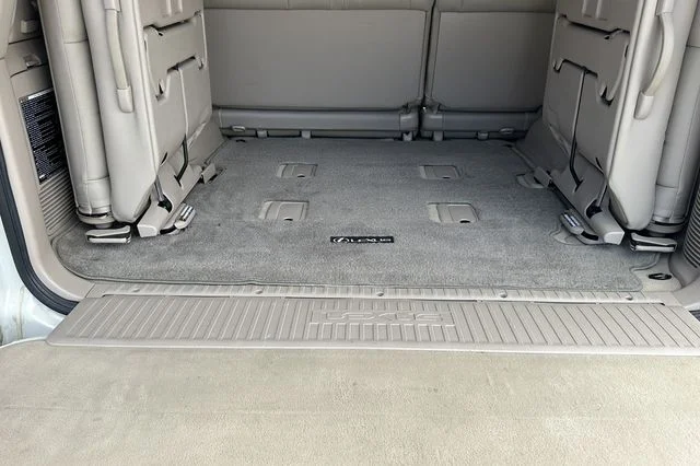 Used 1998  Lexus 470 image 17
