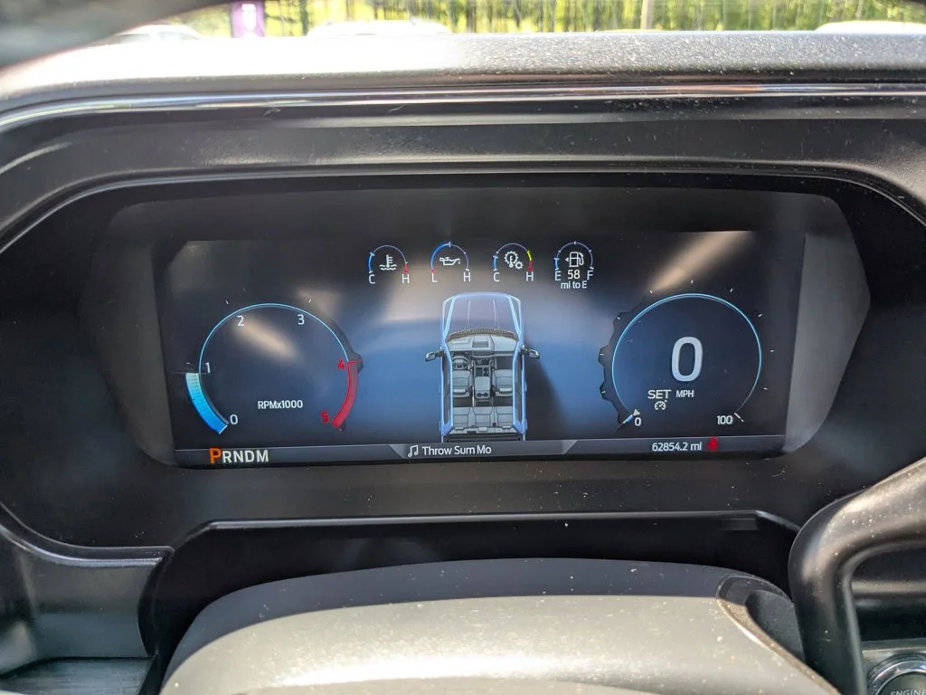 Used 2023  Ford LARIAT image 16