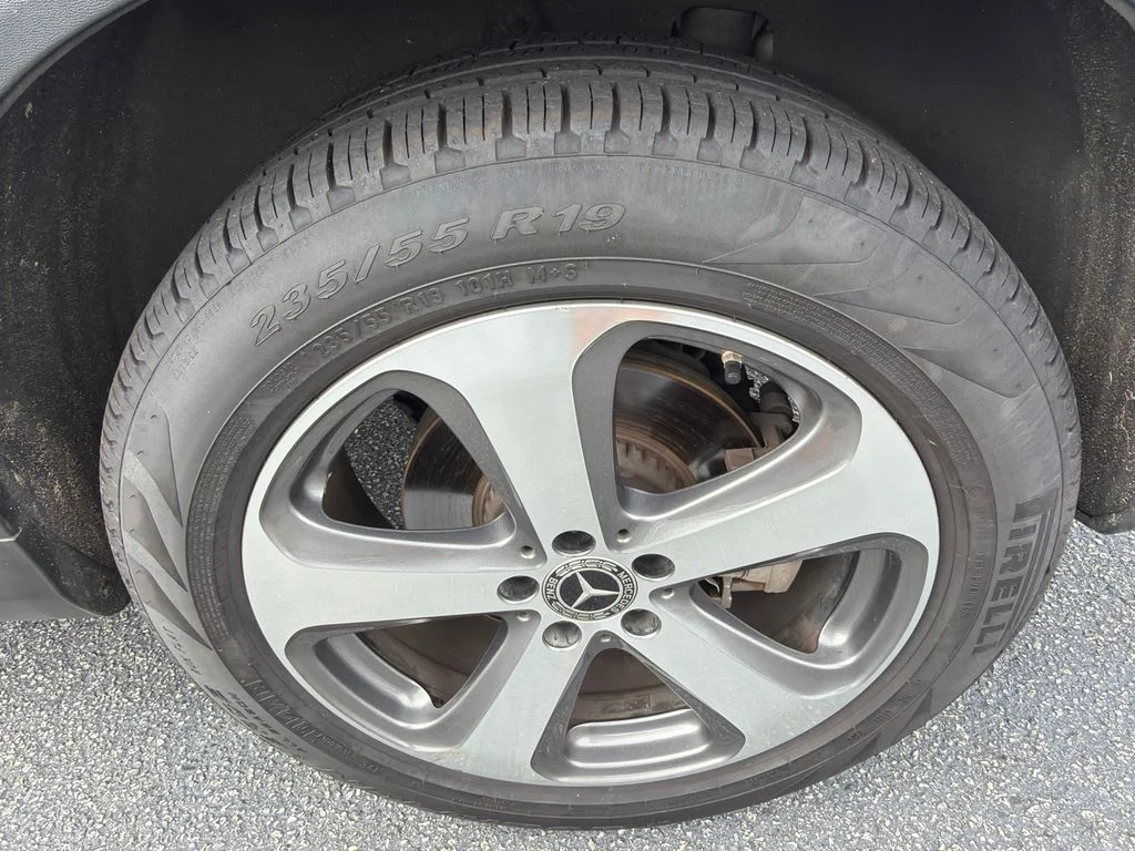 Used 2019  Mercedes-Benz GLC 300 image 20