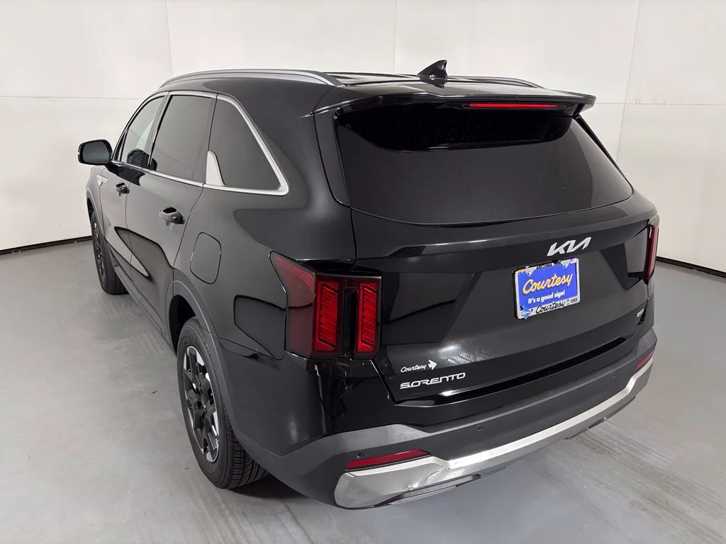 Used 2024 Black Kia S image 6