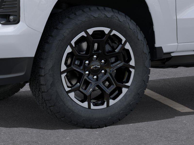 New 2026 Summit White Chevrolet Z71 image 9