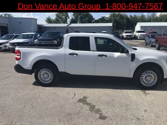 Used 2025 White Ford XL image 6