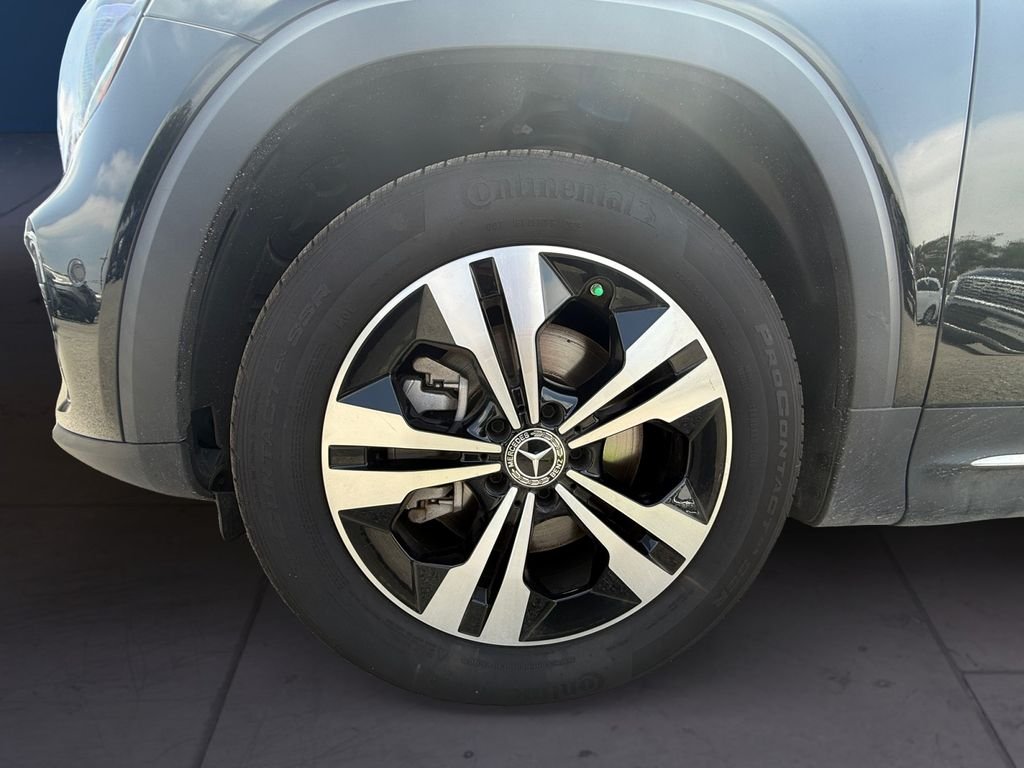 Used 2025 Black Mercedes-Benz GLB 250 image 9