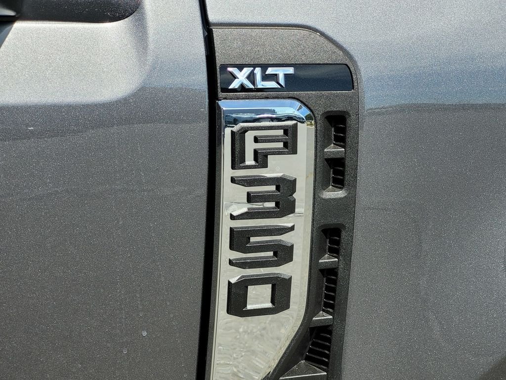 New 2026 Carbonized Gray Metallic Ford F-350® XLT image 5