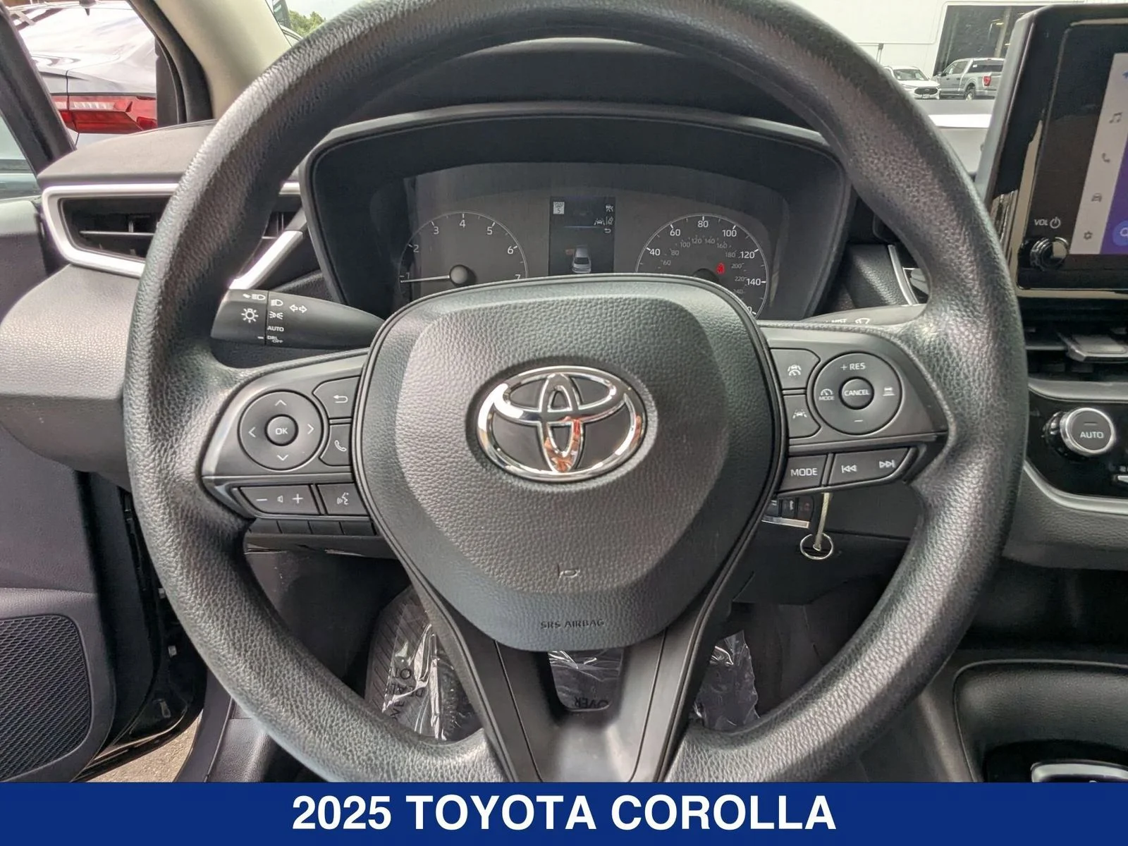 Used 2025  Toyota LE image 13