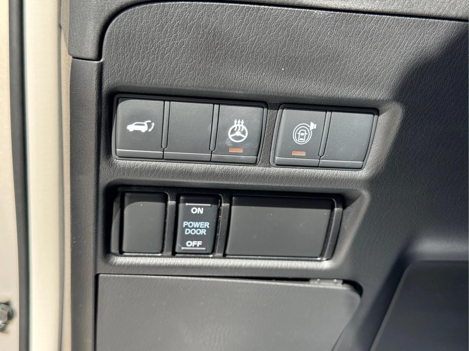 Used 2022 Champagne Quartz INFINITI PREMIUM SELECT image 20
