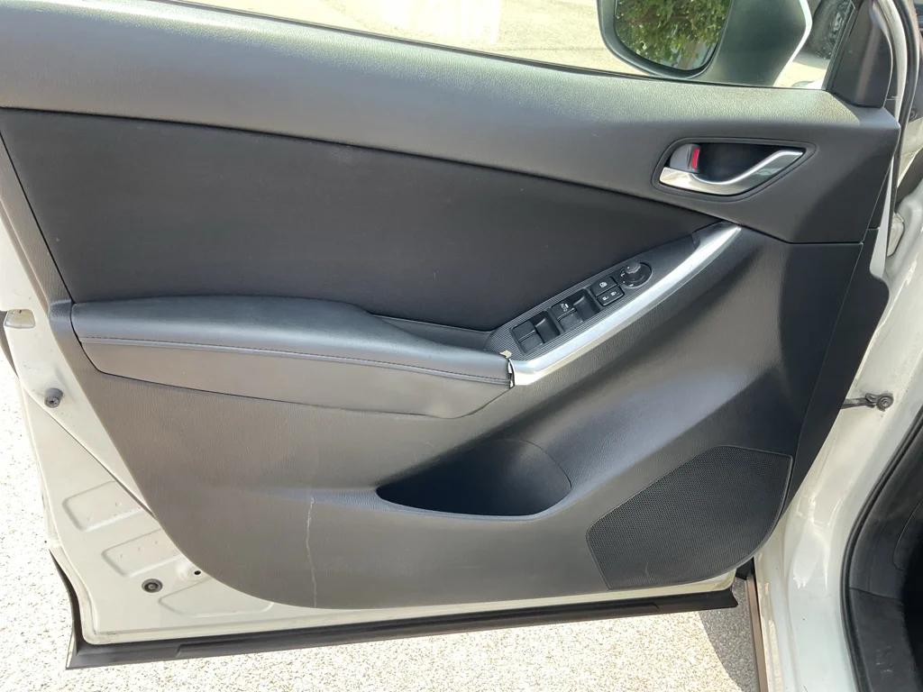 Used 2014 Crystal White Pearl Mica Mazda Touring image 20