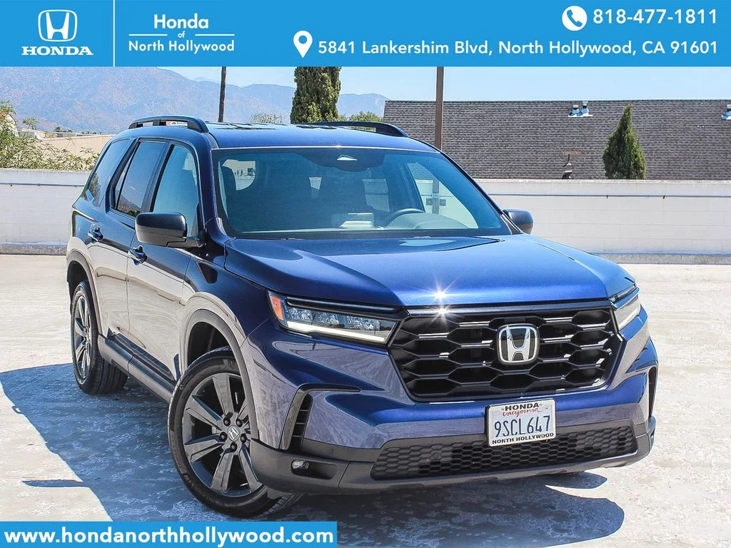 2025 Honda Pilot Sport AWD's photo