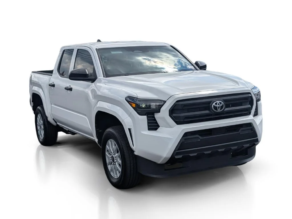 Used 2024 Ice Cap Toyota SR image 4