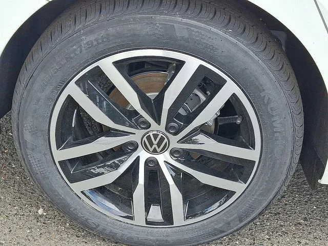 New 2026 White Volkswagen 1.5T SE image 5