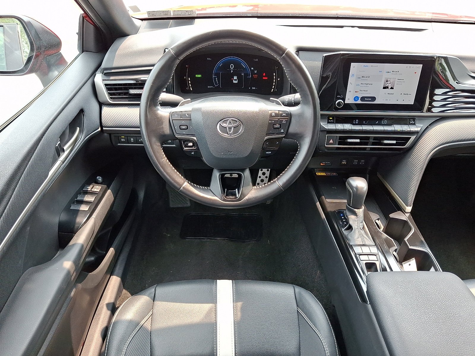 Used 2025 Supersonic Red   3U5 Toyota SE image 13