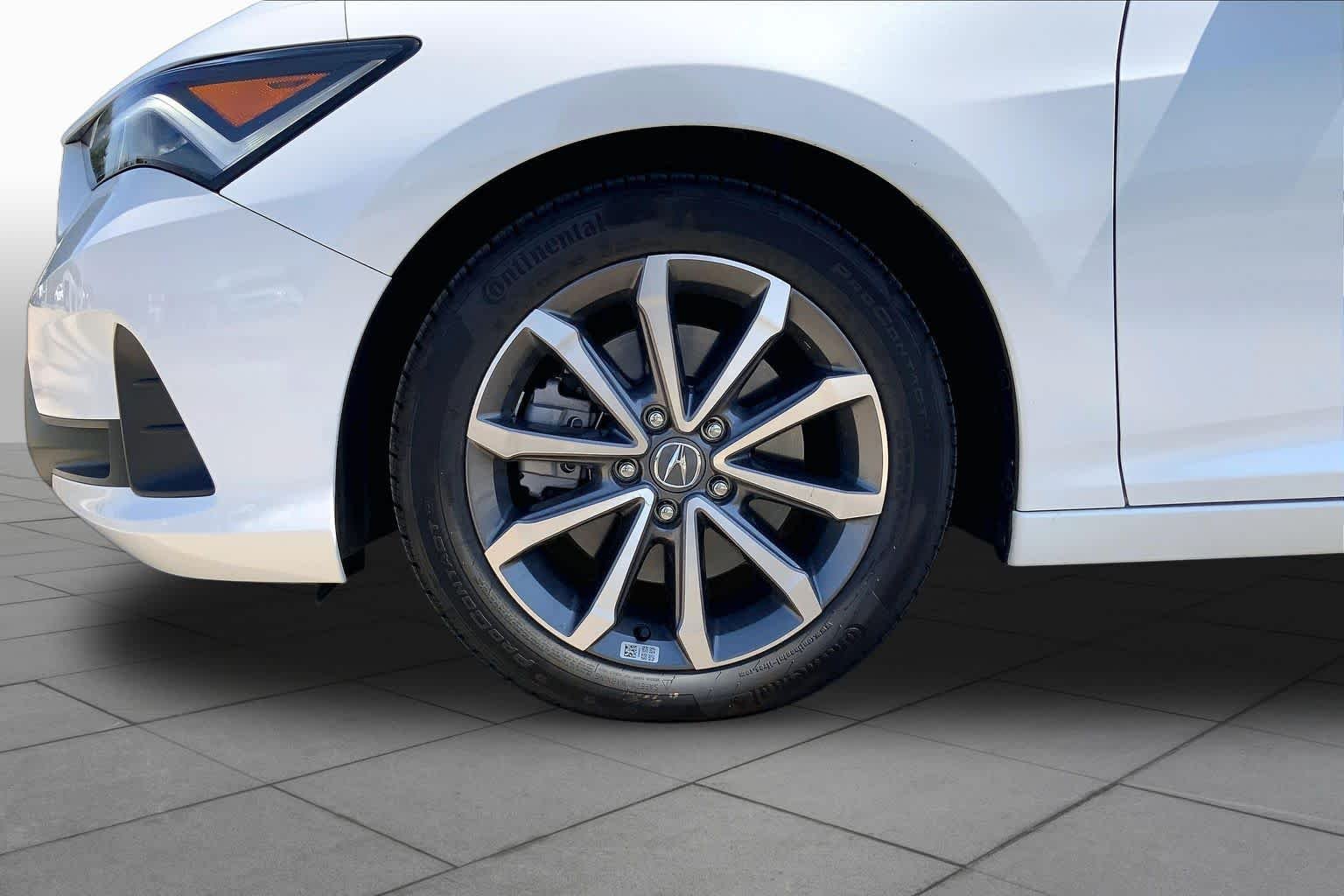 Used 2026 Platinum White Pearl Acura  image 11