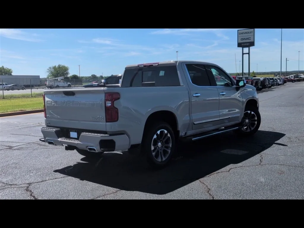 Used 2026 White Sands Chevrolet High Country image 8