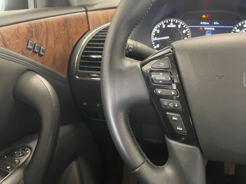 Used 2023 White Nissan SL image 13