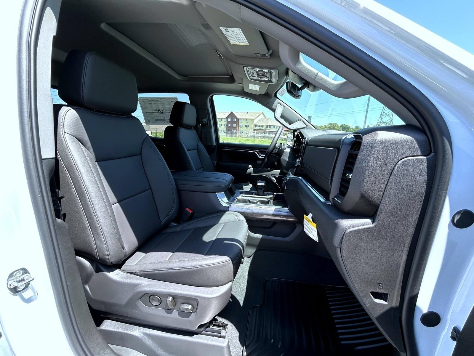New 2026 Polar White Tricoat Chevrolet LTZ image 18
