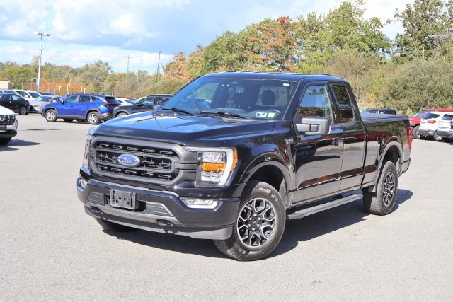 Used 2023 Black Metallic Ford XLT image 1