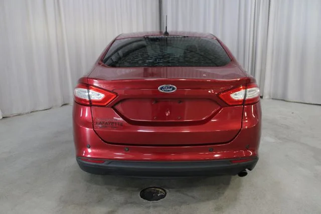 Used 2014 Red Ford SE image 27