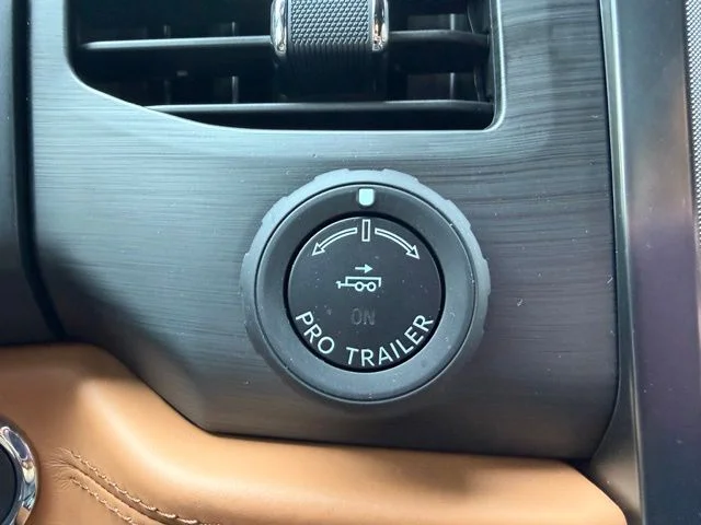 Used 2024 White Ford Platinum image 28